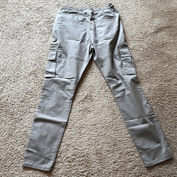 34x34 - BEE INSPIRED RIVERO TECH CARGO PANTS - Picture 3 of 3